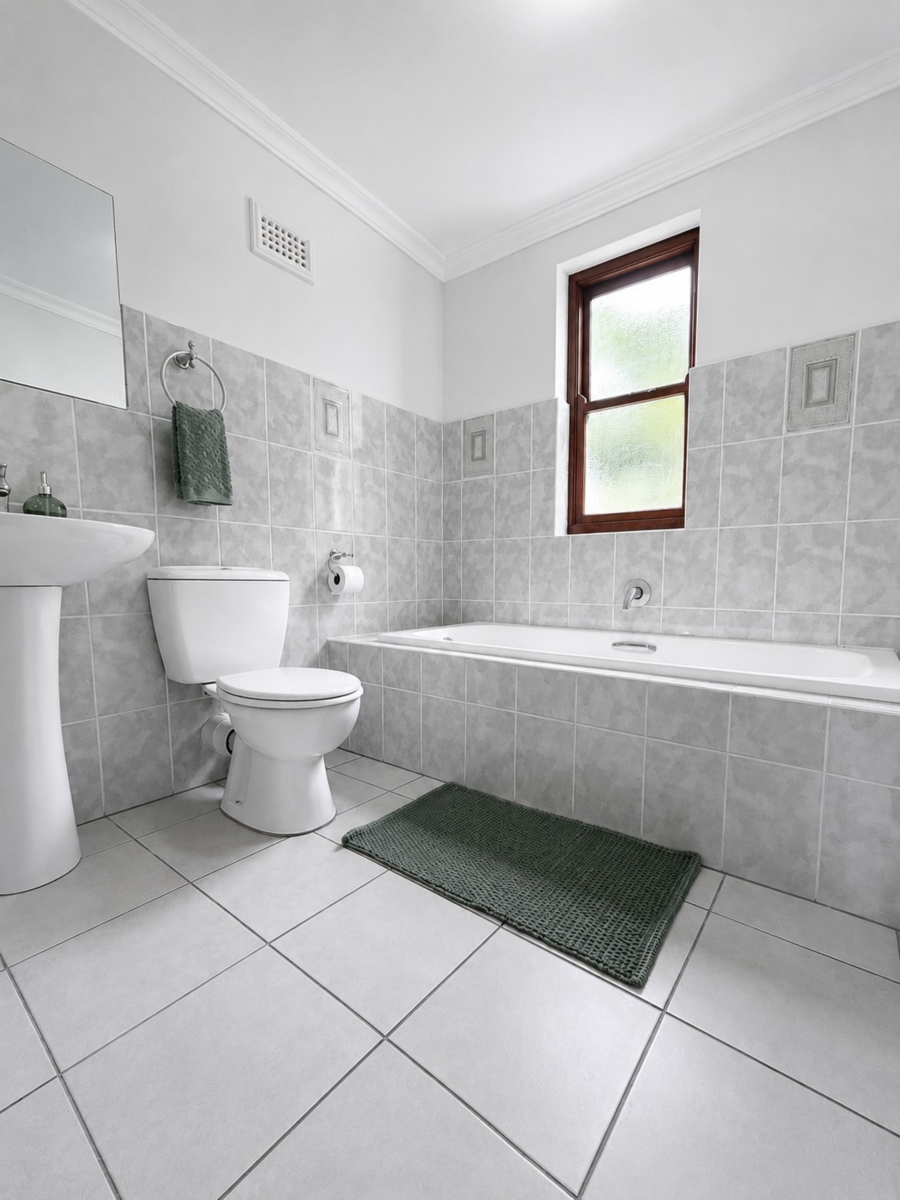 3 Bedroom Property for Sale in Admirals Kloof Western Cape